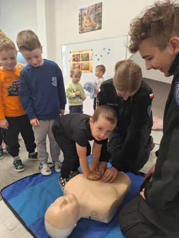 7f8937a3-3cf2-4d8c-bae7-4e875c2165c5