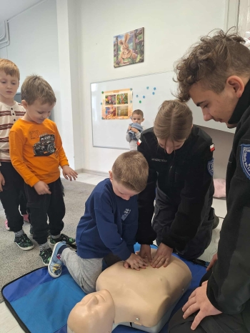 aac4d2d9-9658-41f0-9759-cea33de55657