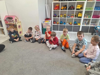 7ef9a297-c68a-423f-bc16-8ada6a14acb0