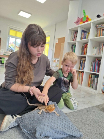 75f6fe0e-735b-48e5-aa97-4506ad2a547c