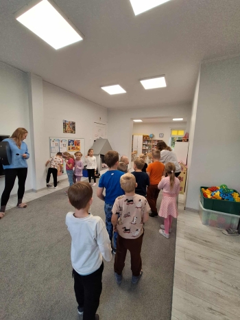 a46bb86c-7497-467d-a162-628aef31f470