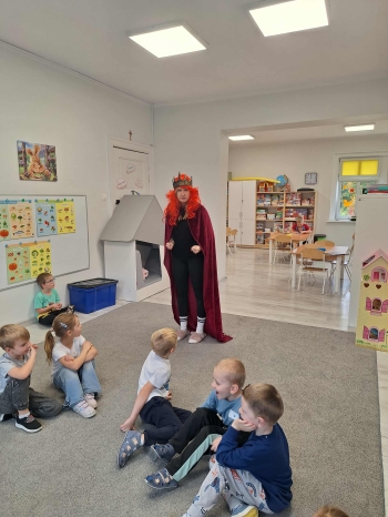 37a7493c-7783-437c-90dc-173ac4e49a5c