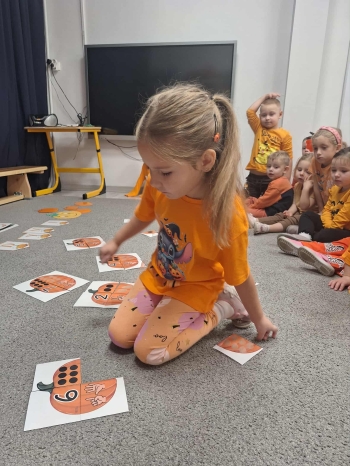 d2a77b8b-fabe-4875-8514-d0ec95837de1