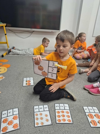 d26d1eb7-1a62-439c-a913-6a075e2fe601