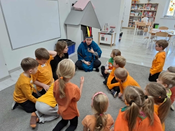 eeca18a2-00bc-49e6-8ee0-b7a0e60862cd