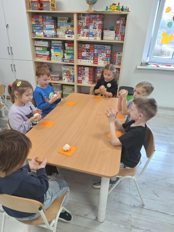 38a4100b-7be4-4949-afe9-75c95f49bfdf