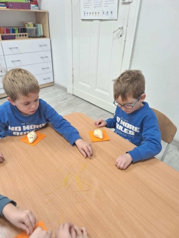 a3bb01df-5e3a-42e6-aa30-a1f4c759e23a