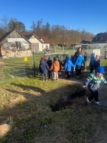 56f1dd76-242a-4bb1-92d8-f4b6b53fa274