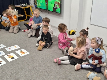 b57da849-97a5-446b-85b1-cecf359d72a2