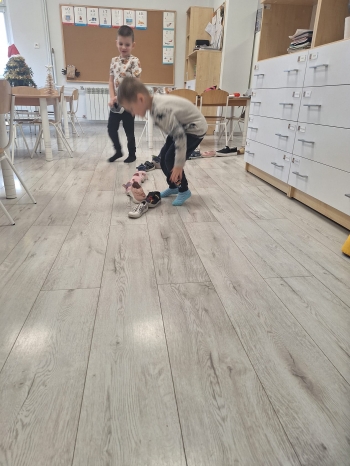 5be489ca-ed5e-4060-91d7-974a46fbec61