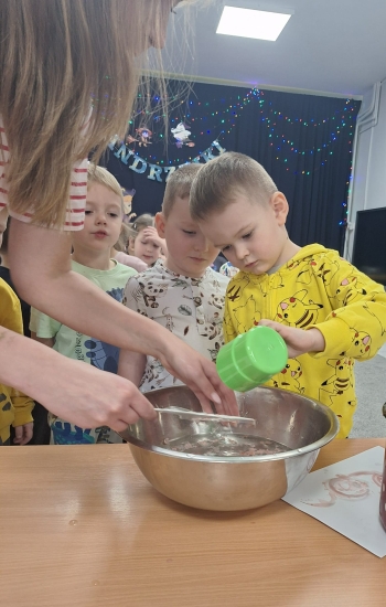 8e9f16e1-cf80-4619-bae1-4e4800c73e7a