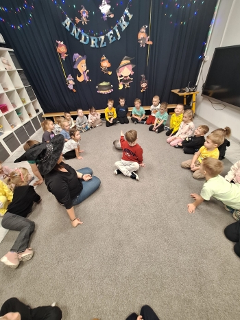 349e5f49-56fa-4d13-950a-c6a24172cc37