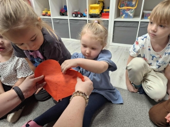 7043cd46-0663-43d7-a918-9499fd3f2d30