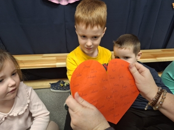 a13497d6-506f-40d4-8efa-80e6c4f4220c