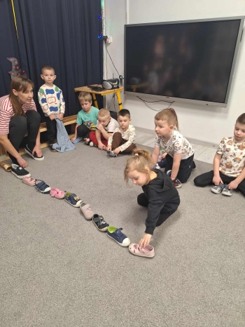 ad2415f6-92bb-43aa-855e-ceff9f913807