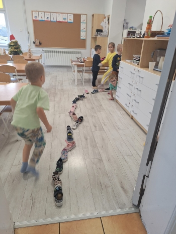 c9f8149b-989c-4035-b1ac-654b89779b37