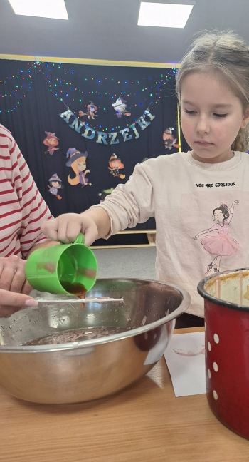 d0387923-64c6-4c9c-8bfa-334f5985283d