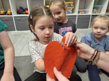 ddc48704-a634-4c33-afd2-6a567f4ba717