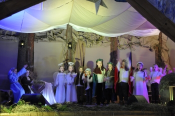 b337dff8-eb40-4284-ae9f-6f140831ccb9