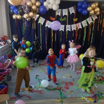 611673076_912535637874493_8318018833291147044_n