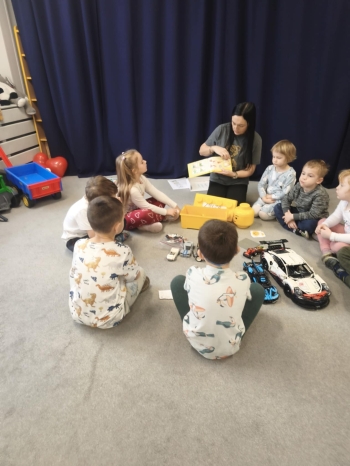 aaee3c4a-ee02-4403-b7b8-3d89ab56b174