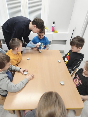 40534392-6dd3-4763-85f3-dbb27af9047a