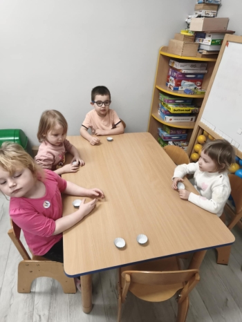 fa28571c-5615-449e-807d-b3898363fd63