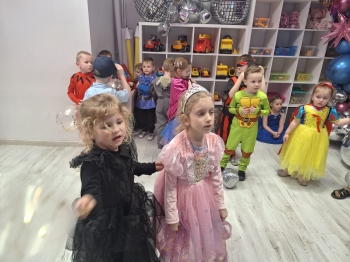 ea1175b7-16a8-4dcc-85c5-fdc73d3a4db6