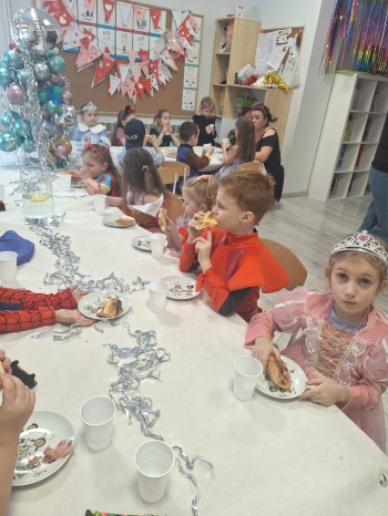 f2578817-3ce1-4586-bedb-cbf4d6597cf5