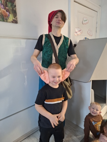 a6cefa80-991d-4f93-bec7-a50990060e2f