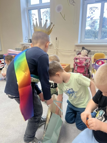 48c6b165-a12c-4dfe-b6ed-987a8c3a4099