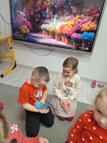 8d291fdd-378c-48f4-b084-ac3d7553a4f9