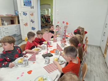 1312f519-e601-4650-8e56-821040383154