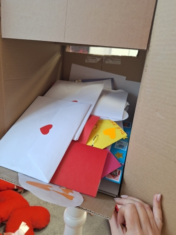 ee1ea425-fd8a-4bf4-85c5-63a69b5c4b54