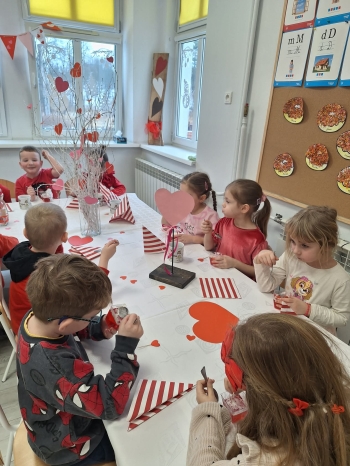 f1a0874f-9c00-46fd-bfef-187324d6b1a9