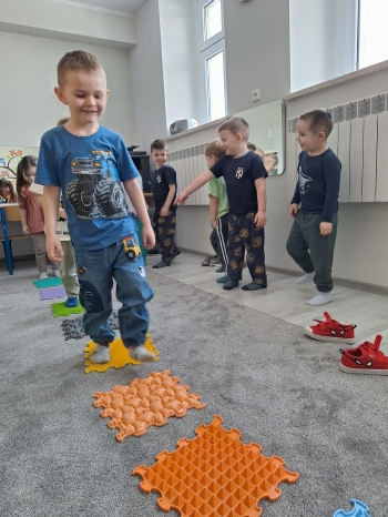 ab918f29-f748-450c-85f3-4777d781c42f