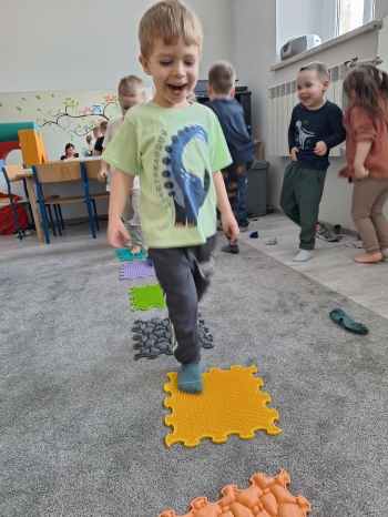 db28c455-b2b7-4aa7-a0ad-8b3b510c1038