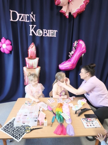 648382072_939980968551709_4161331170666659891_n