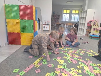 067ea261-33bc-420e-a26a-0e4e0d4e75a4