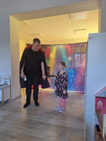 b6e0456d-08a4-4f11-b181-2872b93b4d1b