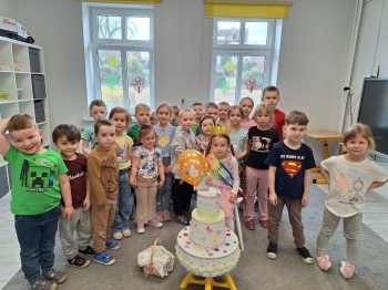 d8a1a1b1-88a2-4774-a395-367673505cd1