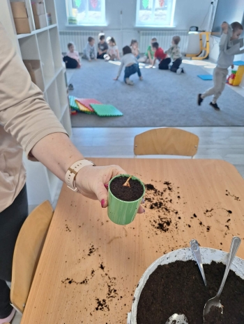 98365590-e3ae-40f6-b99e-36a1d941cc44