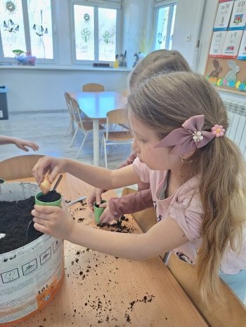 4e1668bc-37bb-46fe-8c11-f9a0a11783f0