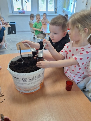 43d9d275-f923-4f7b-abaa-ebc085c1118e