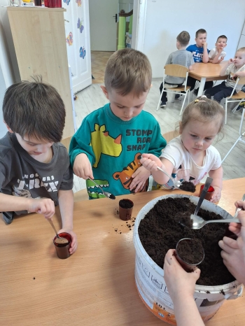 ca4b4c1c-1d86-4a2f-a7d4-c4a21b285c90