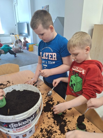 ef91e7fe-49d3-4789-8fa2-9921f82c973b