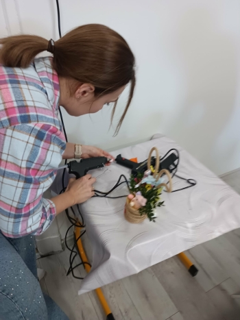 ac187f40-3880-470c-8df4-810cfd1d17c3