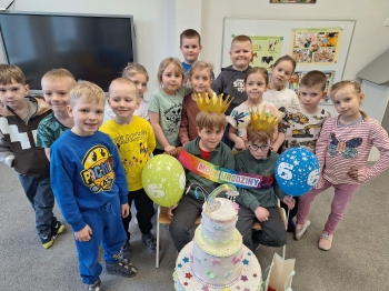 f2af796c-7b48-4344-8b25-c75f06571a3a