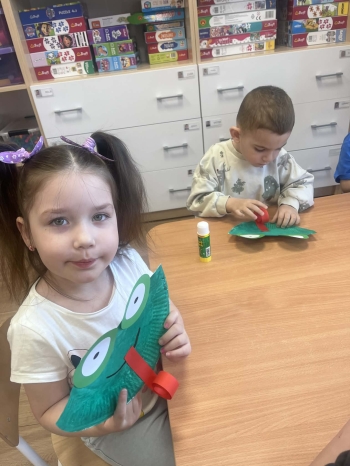 ea00905c-9df3-4e7e-ae10-556242b8532d