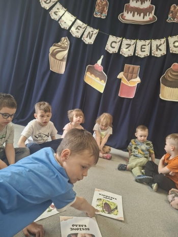 46ce0508-1d8b-4b3e-9992-fc7f45c3b72c